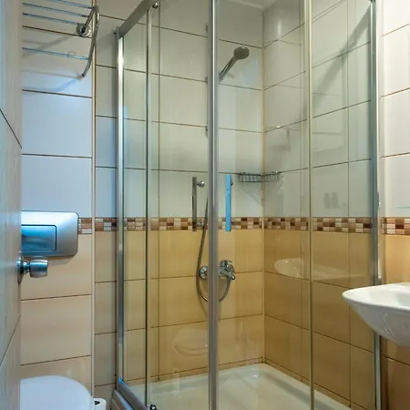 Loewe Hotel 3*