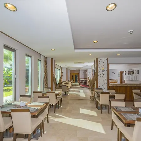 Hotel Loewe 3*